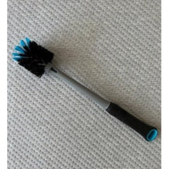 New 2-in-1 Shaker Bottle and Straw Cleaning Brush, 1 Pack,Gray - Picture 4 of 4